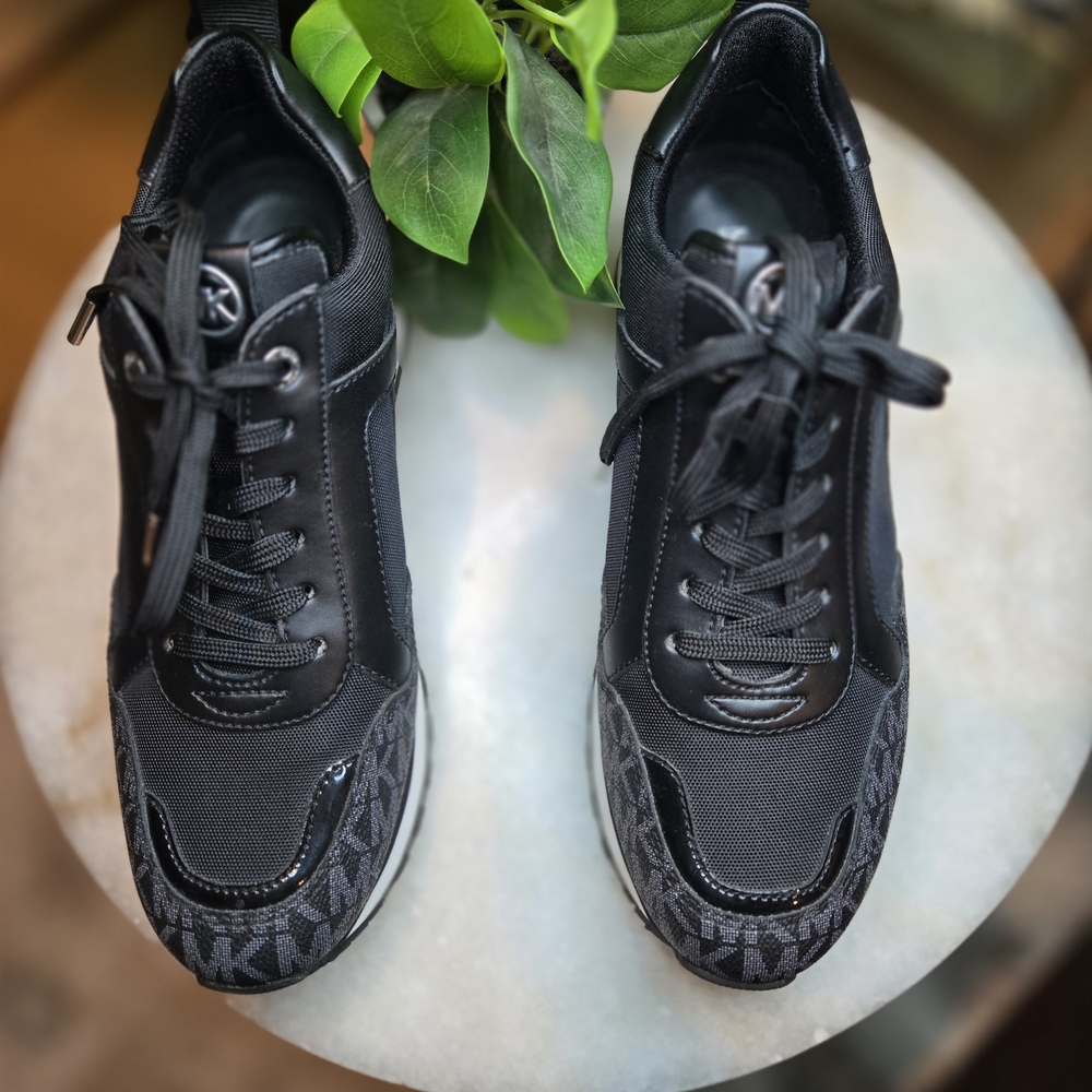 Woman Black Designer Sneakers MICHAEL KORS